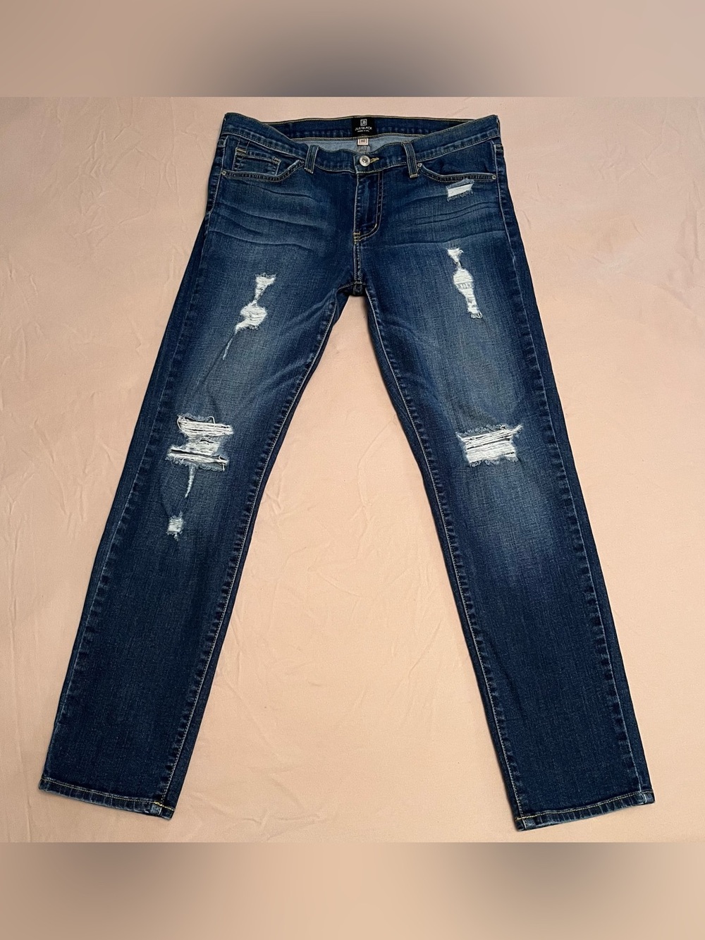 🇺🇸 Just Black Woman’s Distressed Faded Slim Fit Jeans